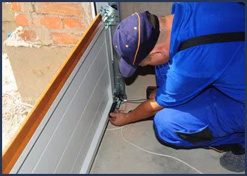 Neighborhood Garage Door San Antonio, TX 210-245-5828 Neighborhood Garage Door San Antonio, TX 210-245-5828 - cont-door-instiallation-t-22-gr-23m